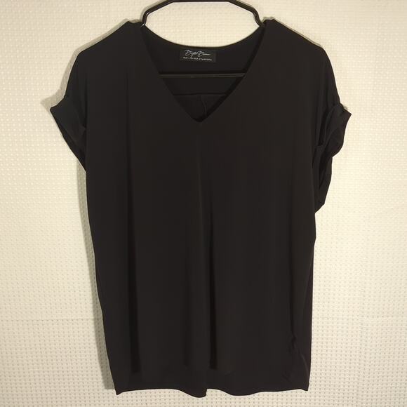 Brigitte Brianna Medium Black V-Neck Blouse Women’s Short Sleeve SexyModest USA - Picture 1 of 4